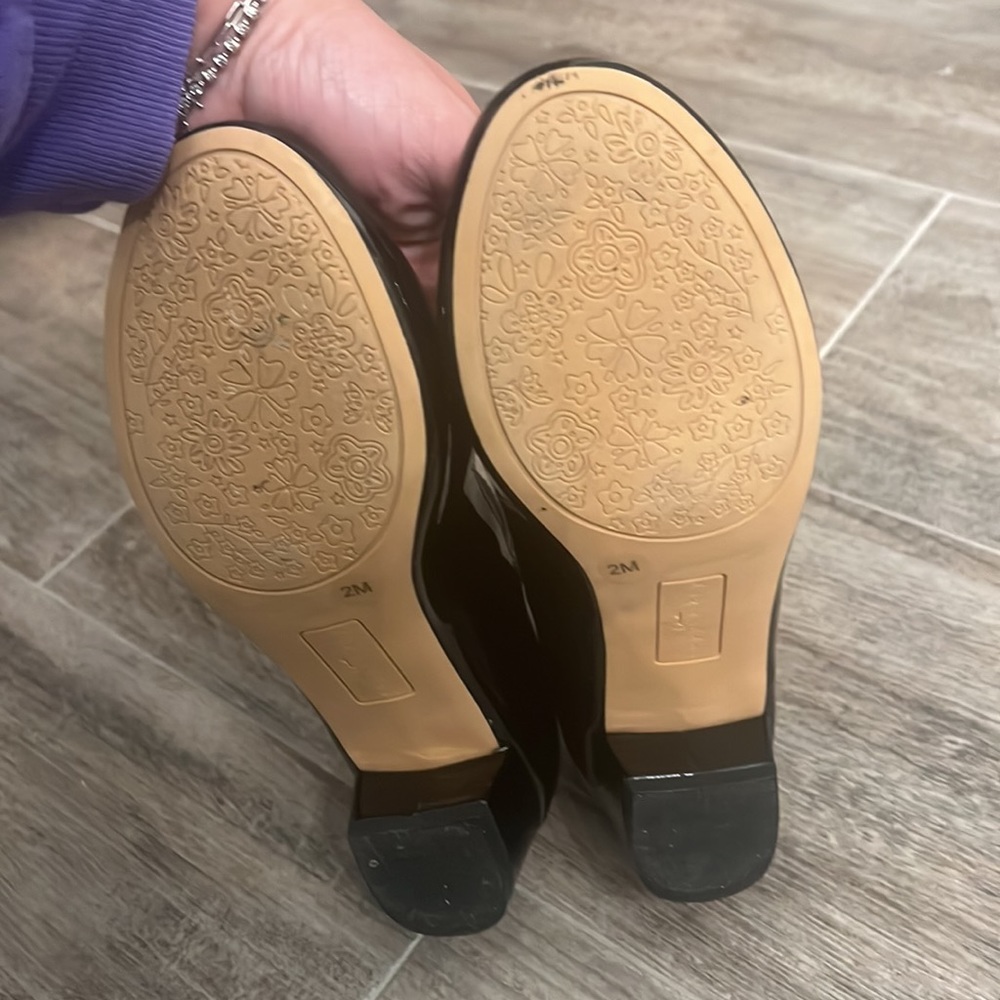 Copper Key girls patent shoes - Picture 2 of 3